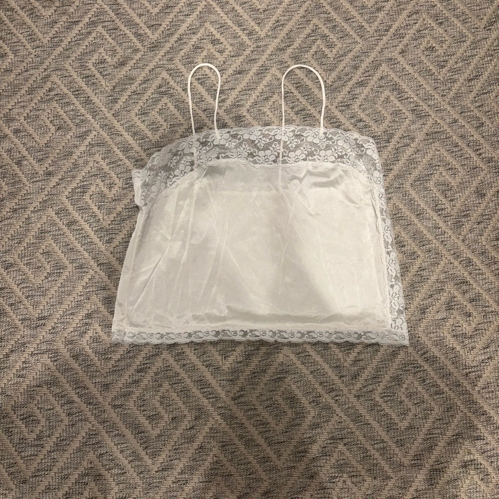 Vintage Body Chic White Lace Trim Cami – Size Large